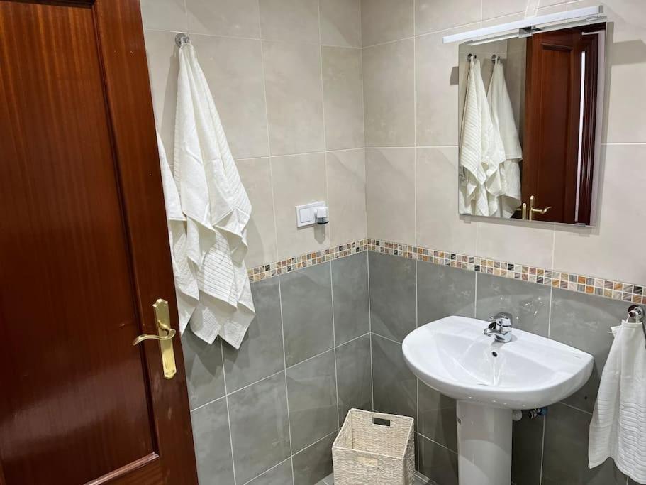 Apartamento Piso Acogedor Y Centrico Santoña Exterior foto